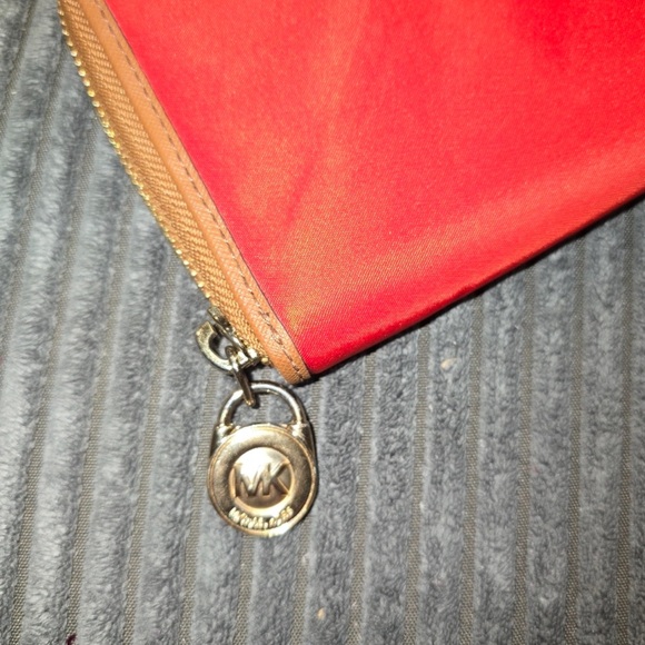 Michael Kors Women's Orange Wallet - Picture 2 of 4